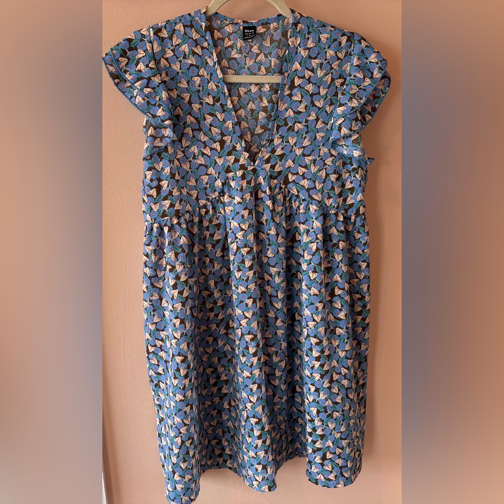 SKUE Blue Patterned Ruffle Sleeve Dress In size Small - Picture 4 of 5